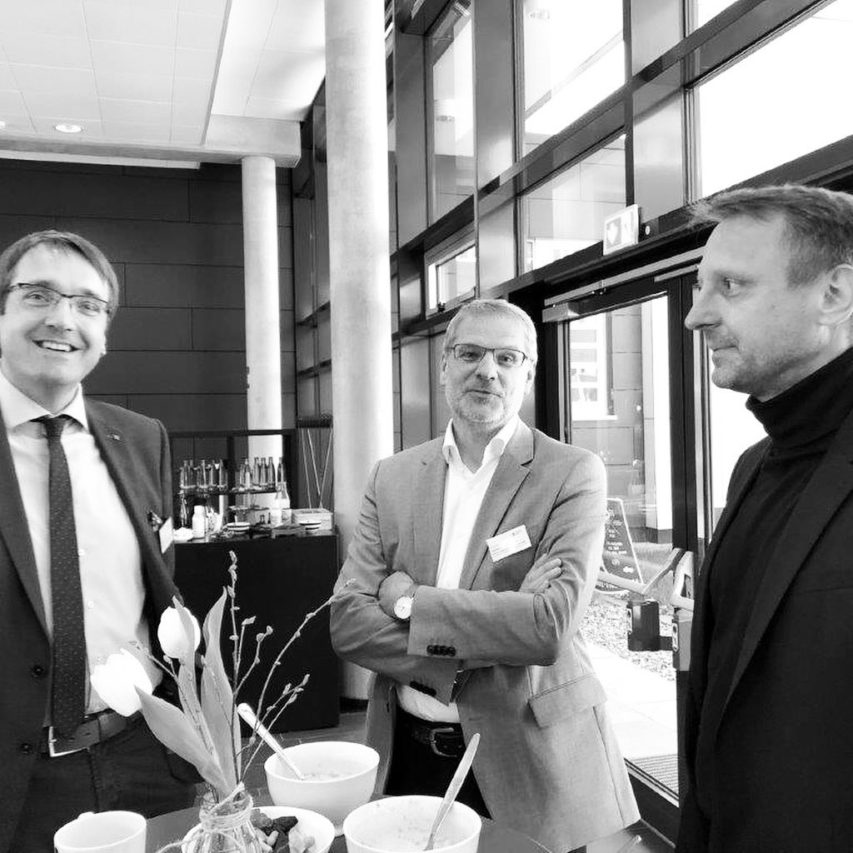 Austausch zum Thema BIM in der Technischen Hochschule Lübeck @th.luebeck: Tagung des Fachausschusses Baubetrieb und Bauwirtschaft. Vielen Dank für die Einladung und den spannenden Input zum Thema. Die Digitalisierung kommt auch beim Planen und Bauen … #thlübeck #bim #bauwirtschaft #baubetrieb #digitalisierung Austausch zum Thema BIM in der Technischen Hochschule Lübeck @th.luebeck: Tagung des Fachausschusses Baubetrieb und Bauwirtschaft. Vielen Dank für die Einladung und den spannenden Input zum Thema. Die Digitalisierung kommt auch beim Planen und Bauen … #thlübeck #bim #bauwirtschaft #baubetrieb #digitalisierung